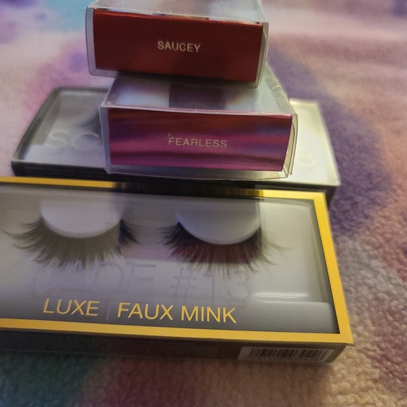 Huda Beauty - Picture 9 of 15